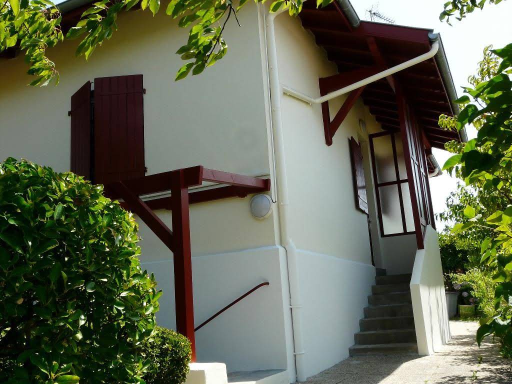 Façade peinte avec finitions